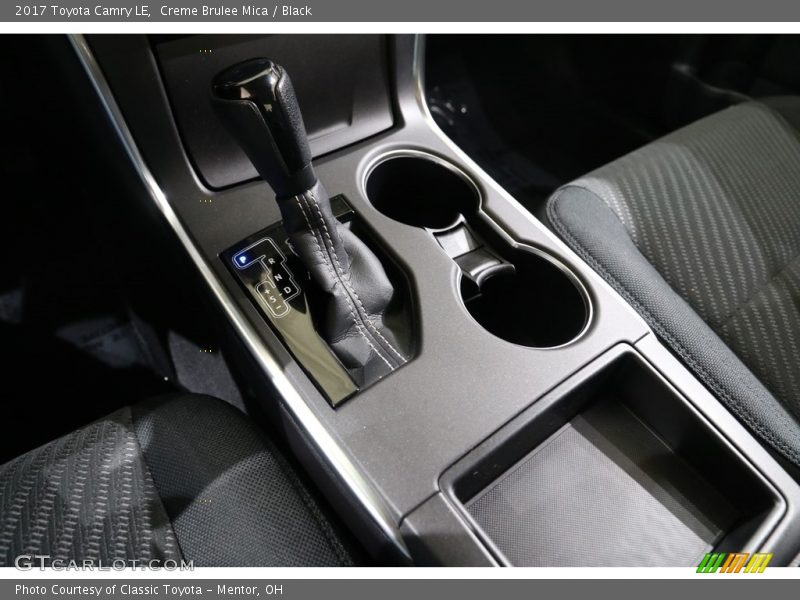 Creme Brulee Mica / Black 2017 Toyota Camry LE