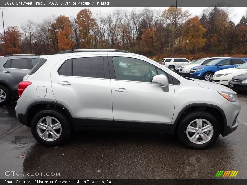 Silver Ice Metallic / Jet Black 2020 Chevrolet Trax LT AWD