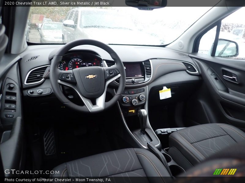 Silver Ice Metallic / Jet Black 2020 Chevrolet Trax LT AWD