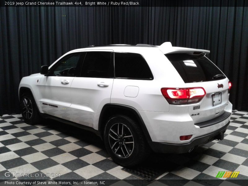 Bright White / Ruby Red/Black 2019 Jeep Grand Cherokee Trailhawk 4x4