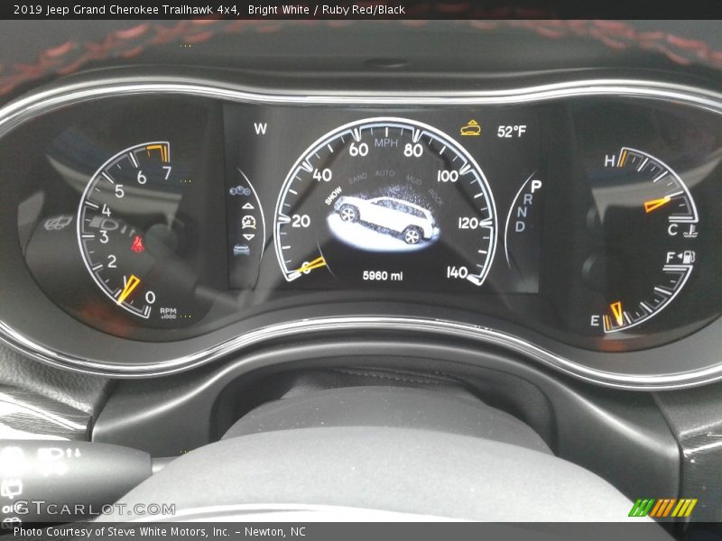 Bright White / Ruby Red/Black 2019 Jeep Grand Cherokee Trailhawk 4x4
