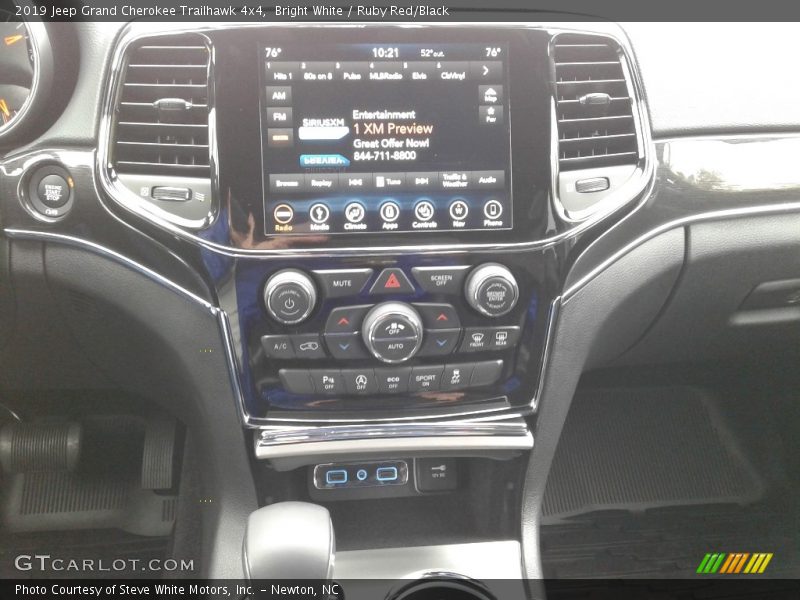 Bright White / Ruby Red/Black 2019 Jeep Grand Cherokee Trailhawk 4x4