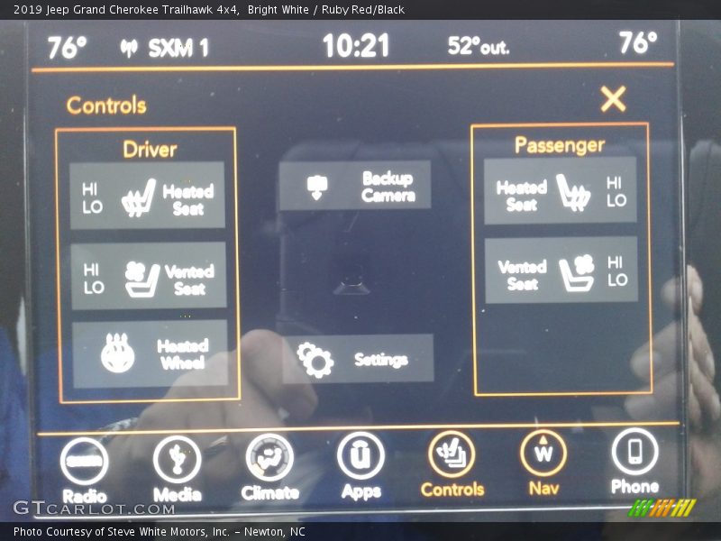 Bright White / Ruby Red/Black 2019 Jeep Grand Cherokee Trailhawk 4x4