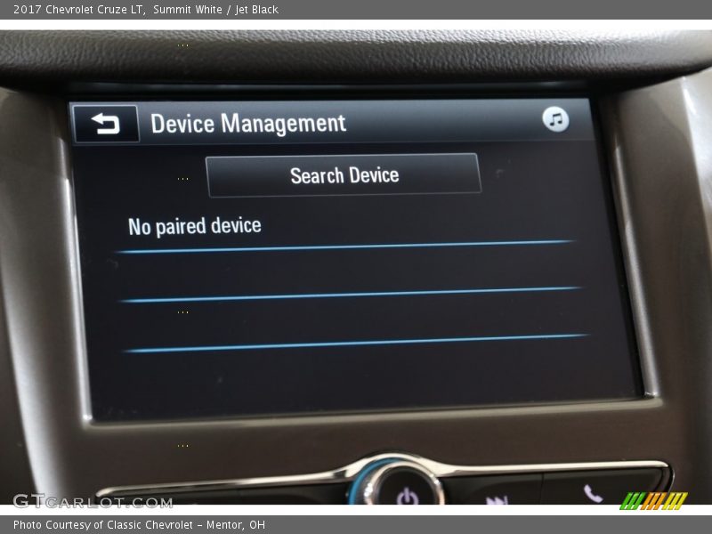 Summit White / Jet Black 2017 Chevrolet Cruze LT