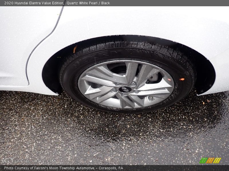 Quartz White Pearl / Black 2020 Hyundai Elantra Value Edition
