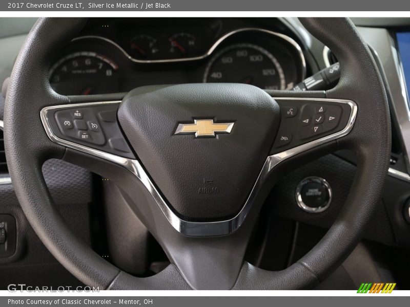 Silver Ice Metallic / Jet Black 2017 Chevrolet Cruze LT