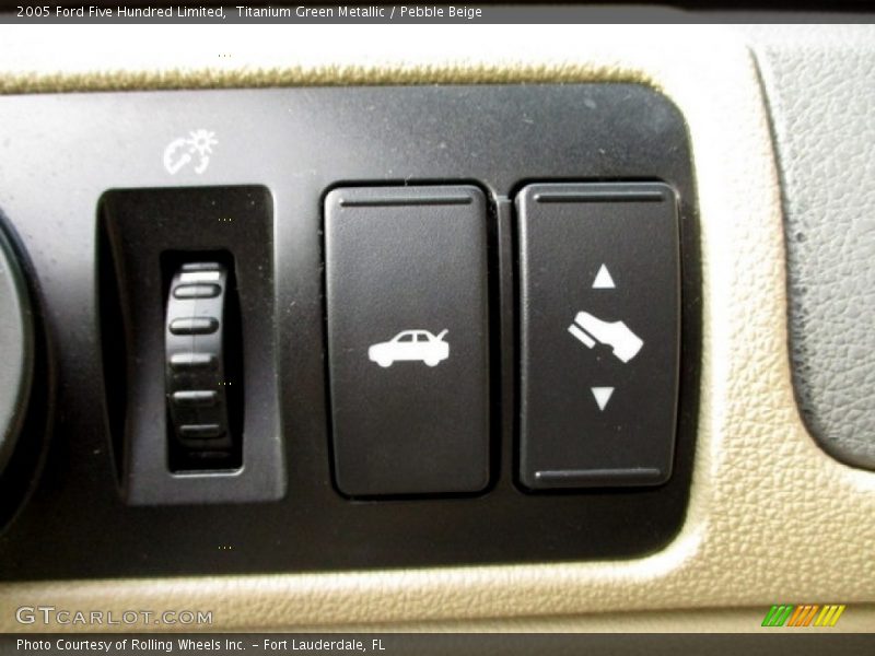 Titanium Green Metallic / Pebble Beige 2005 Ford Five Hundred Limited