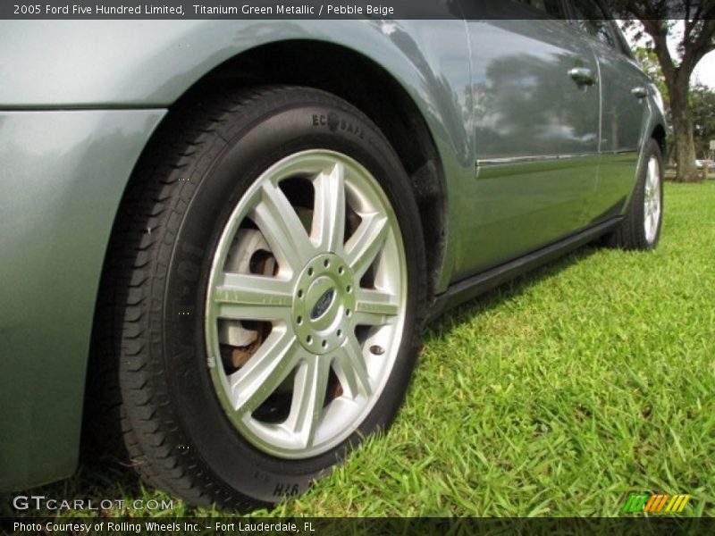 Titanium Green Metallic / Pebble Beige 2005 Ford Five Hundred Limited