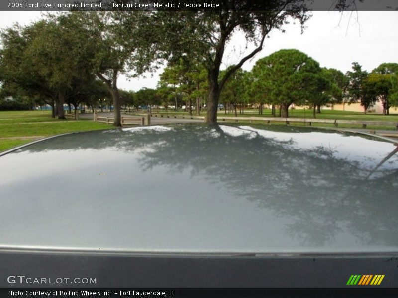 Titanium Green Metallic / Pebble Beige 2005 Ford Five Hundred Limited