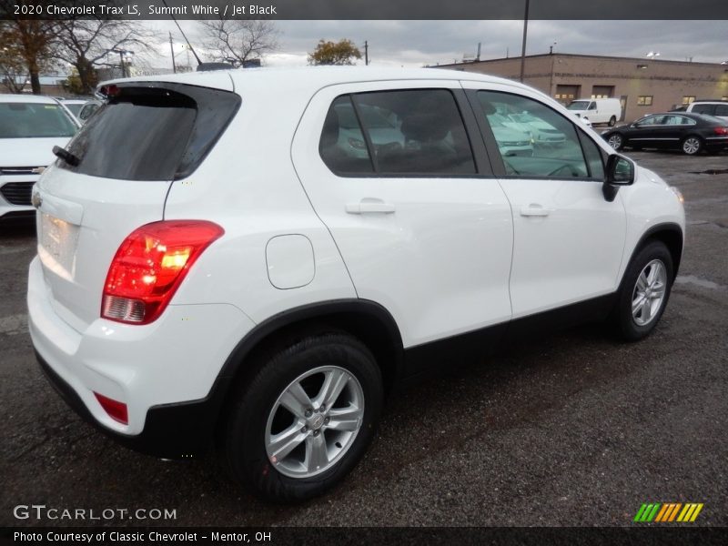 Summit White / Jet Black 2020 Chevrolet Trax LS