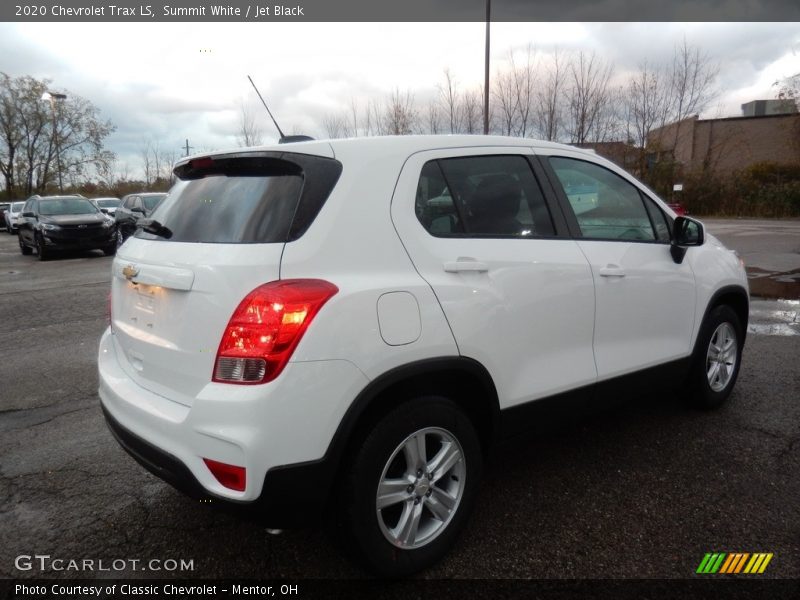 Summit White / Jet Black 2020 Chevrolet Trax LS