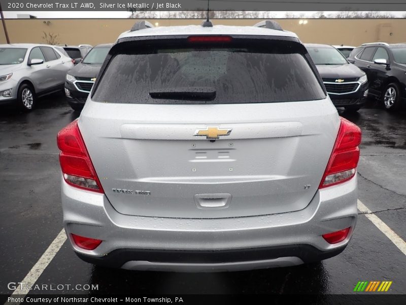 Silver Ice Metallic / Jet Black 2020 Chevrolet Trax LT AWD