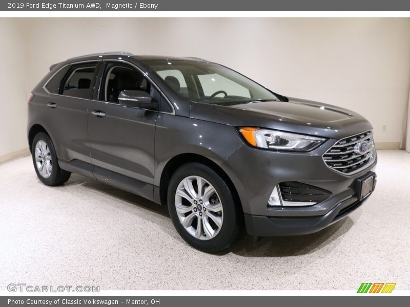 Magnetic / Ebony 2019 Ford Edge Titanium AWD