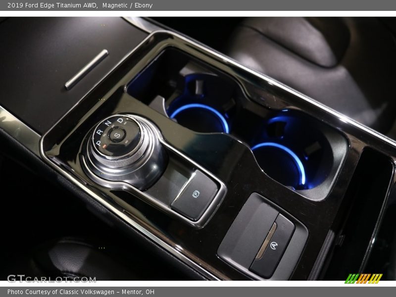 Magnetic / Ebony 2019 Ford Edge Titanium AWD