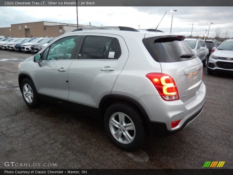 Silver Ice Metallic / Jet Black 2020 Chevrolet Trax LT