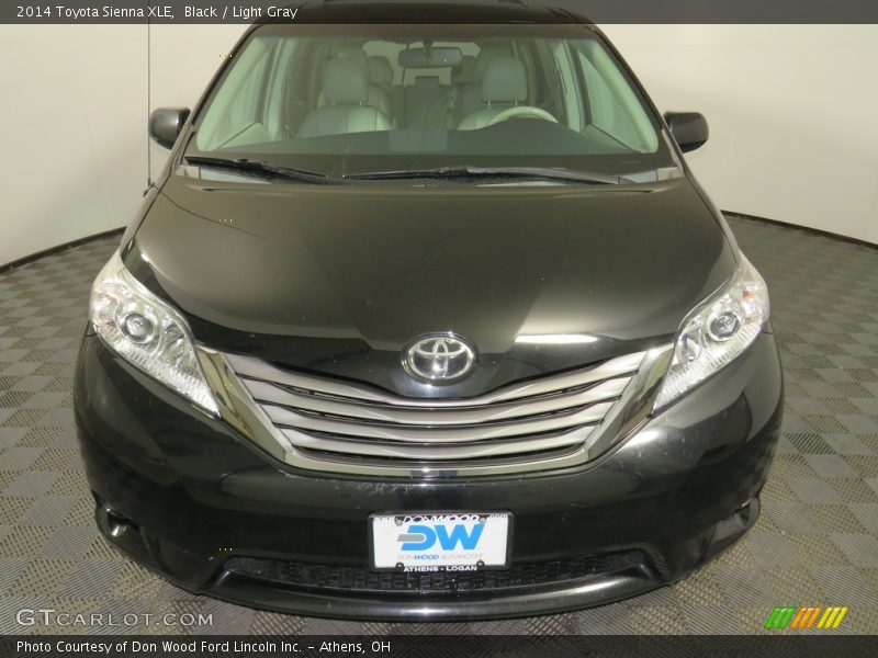 Black / Light Gray 2014 Toyota Sienna XLE