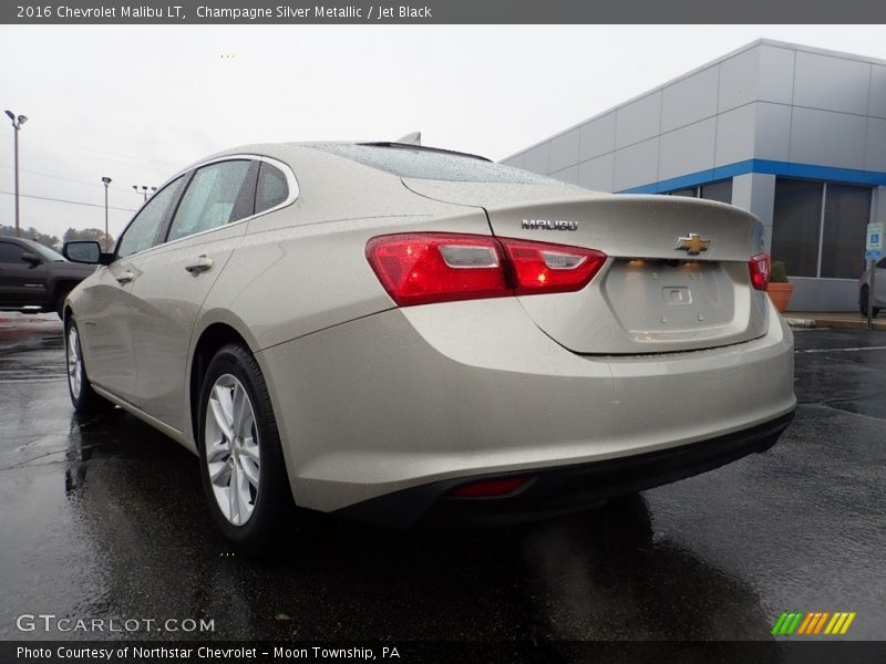 Champagne Silver Metallic / Jet Black 2016 Chevrolet Malibu LT