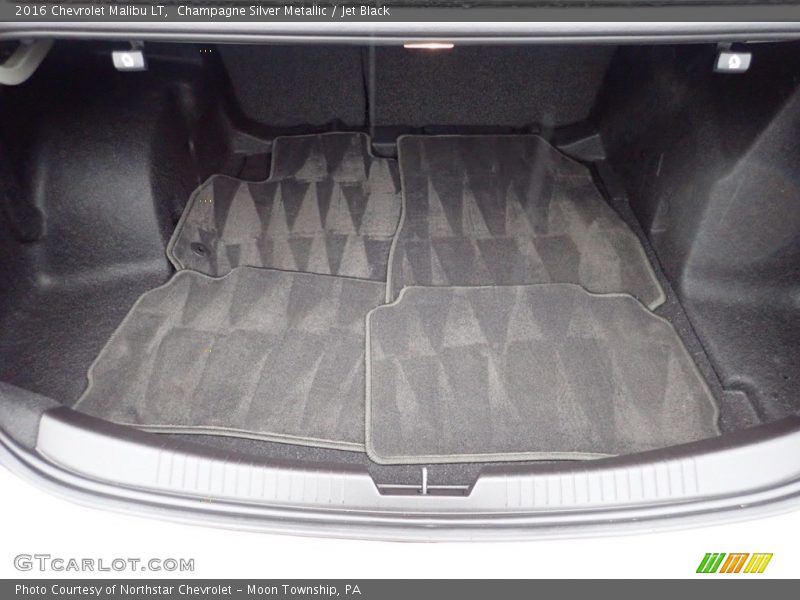 Champagne Silver Metallic / Jet Black 2016 Chevrolet Malibu LT