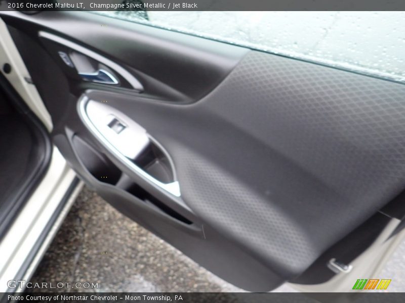 Champagne Silver Metallic / Jet Black 2016 Chevrolet Malibu LT