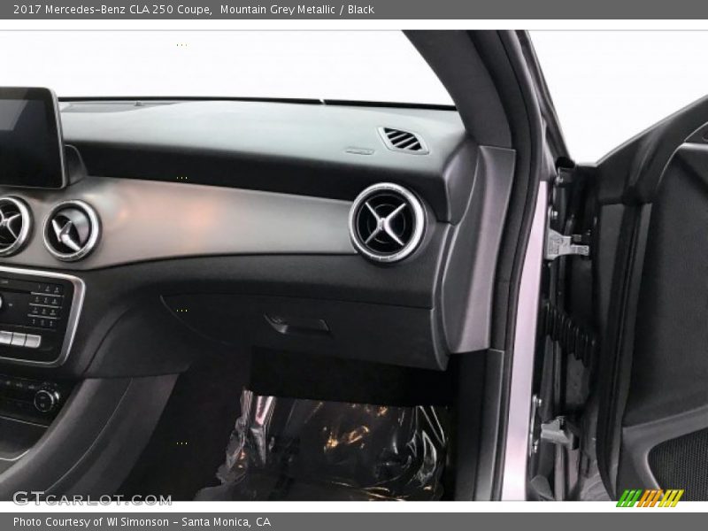 Mountain Grey Metallic / Black 2017 Mercedes-Benz CLA 250 Coupe