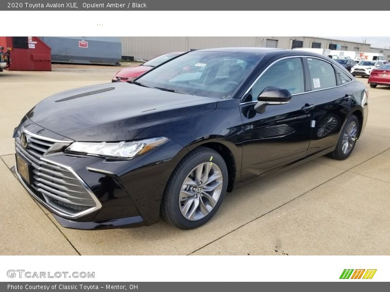 Opulent Amber / Black 2020 Toyota Avalon XLE