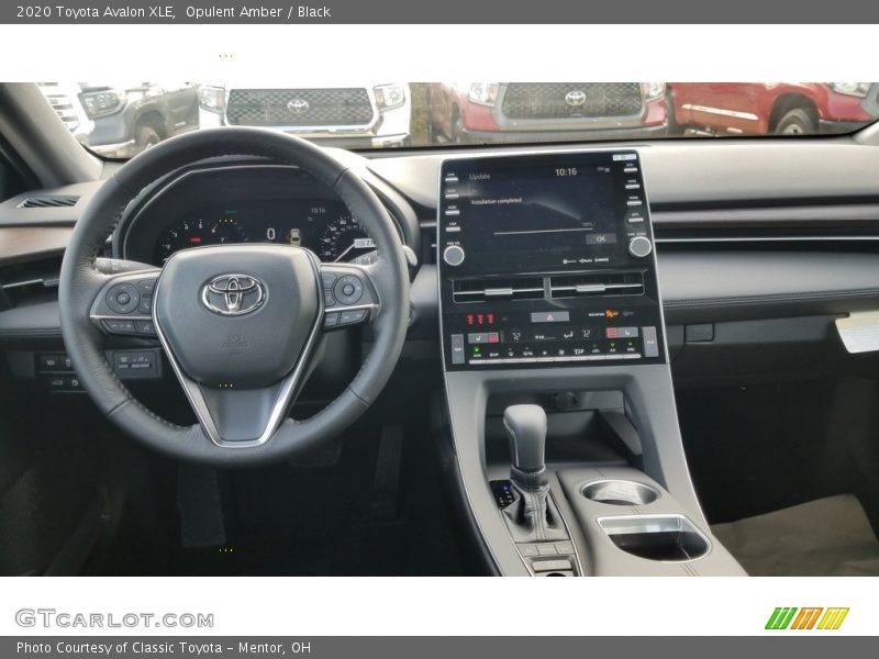 Opulent Amber / Black 2020 Toyota Avalon XLE