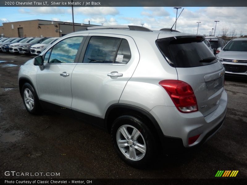 Silver Ice Metallic / Jet Black 2020 Chevrolet Trax LT