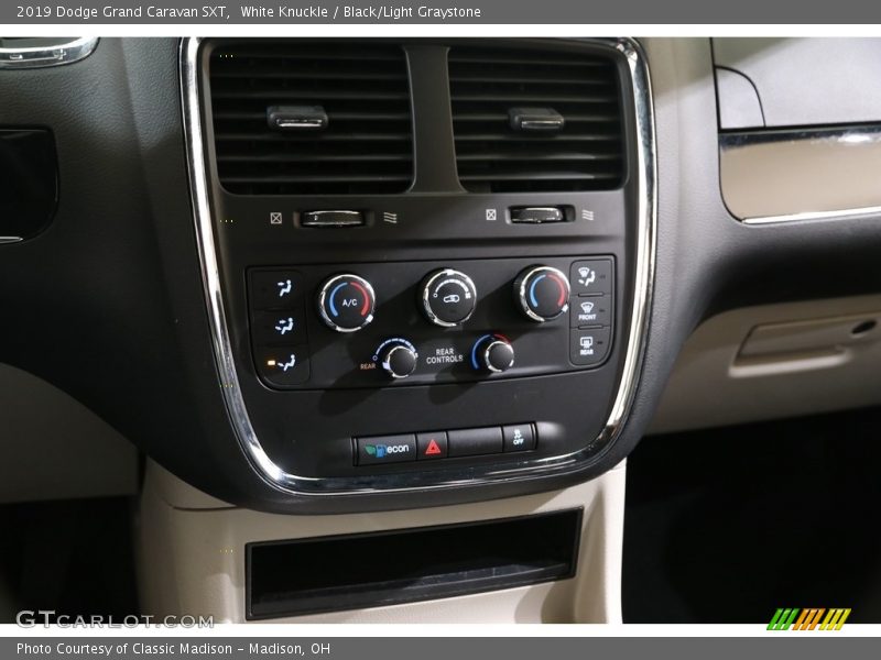 White Knuckle / Black/Light Graystone 2019 Dodge Grand Caravan SXT