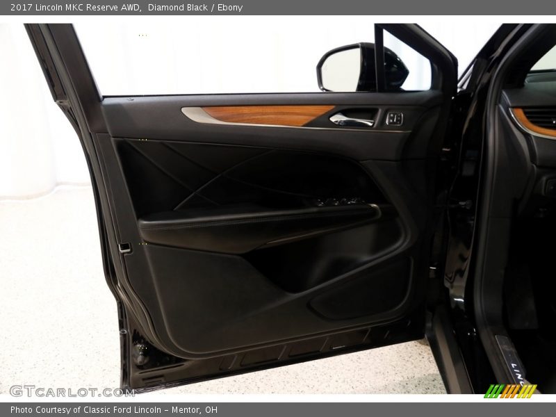 Diamond Black / Ebony 2017 Lincoln MKC Reserve AWD