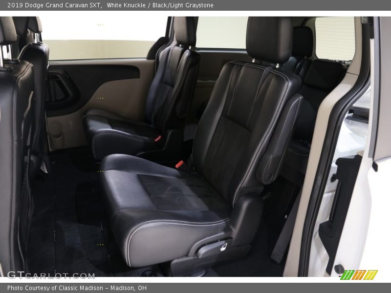 White Knuckle / Black/Light Graystone 2019 Dodge Grand Caravan SXT