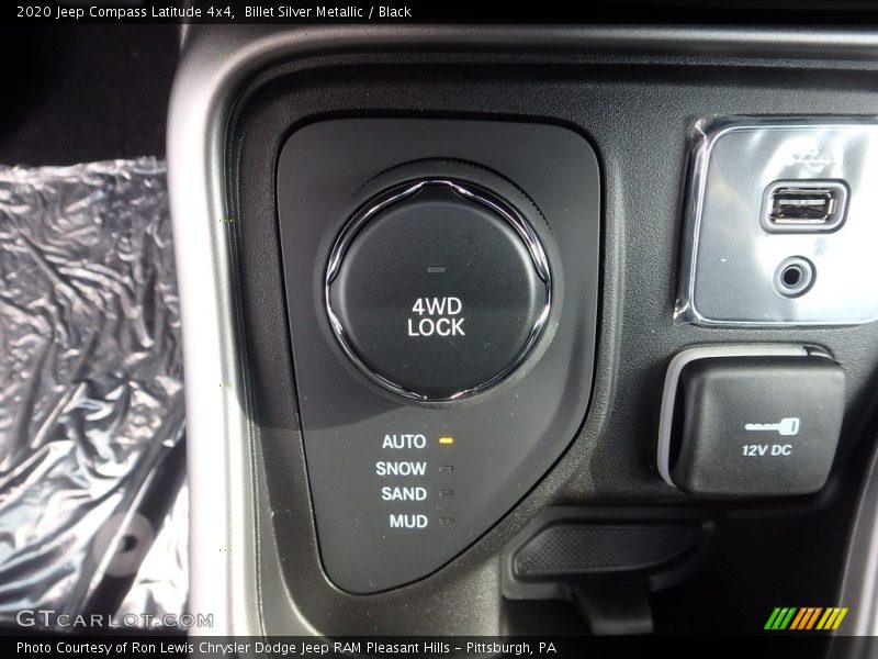 Billet Silver Metallic / Black 2020 Jeep Compass Latitude 4x4