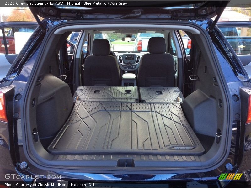 Midnight Blue Metallic / Ash Gray 2020 Chevrolet Equinox LS AWD