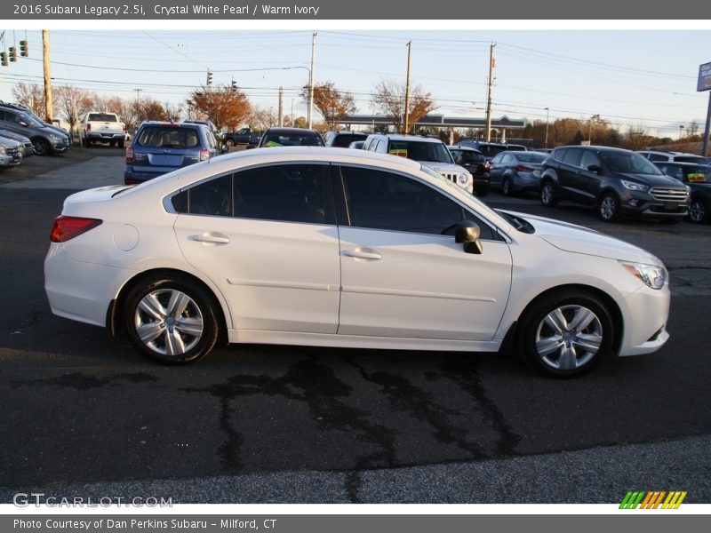 Crystal White Pearl / Warm Ivory 2016 Subaru Legacy 2.5i
