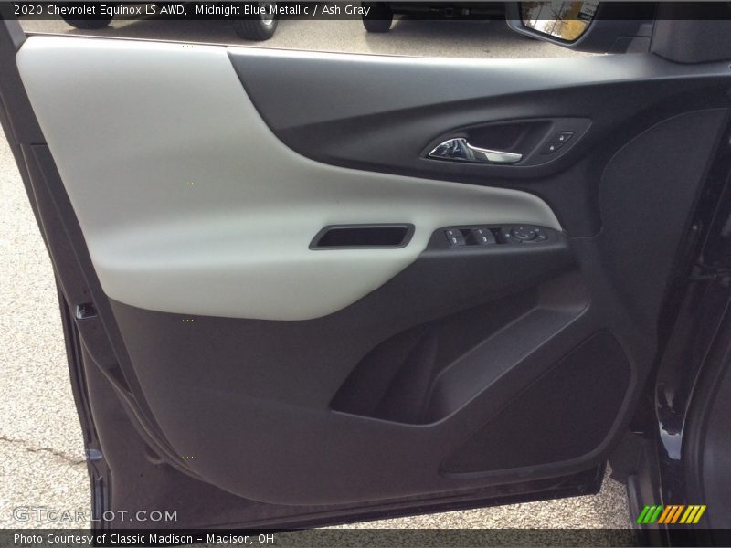 Midnight Blue Metallic / Ash Gray 2020 Chevrolet Equinox LS AWD