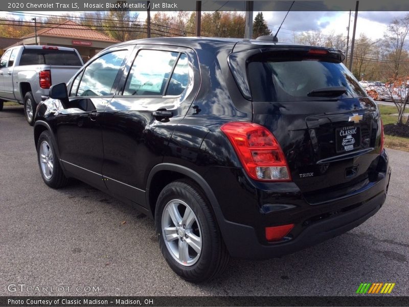 Mosaic Black Metallic / Jet Black 2020 Chevrolet Trax LS