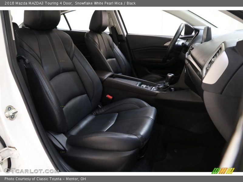 Snowflake White Pearl Mica / Black 2018 Mazda MAZDA3 Touring 4 Door