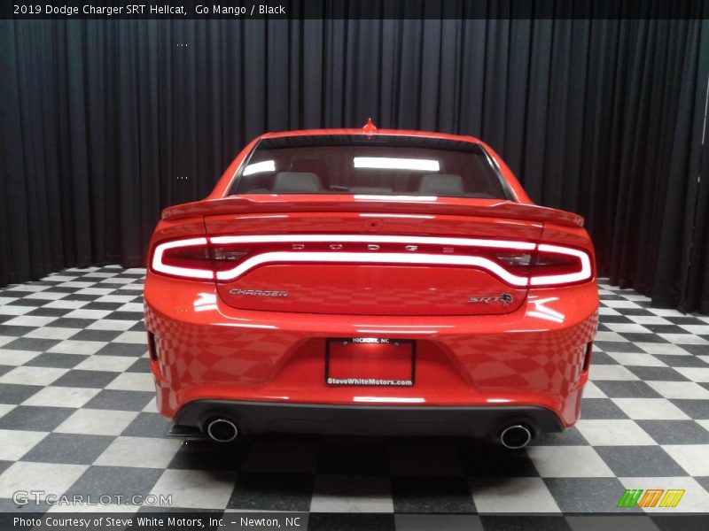 Go Mango / Black 2019 Dodge Charger SRT Hellcat