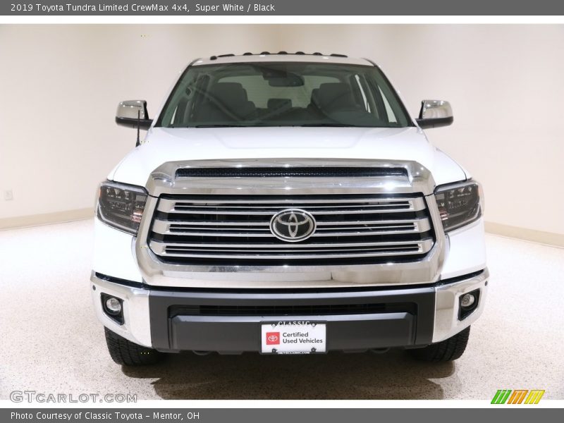 Super White / Black 2019 Toyota Tundra Limited CrewMax 4x4