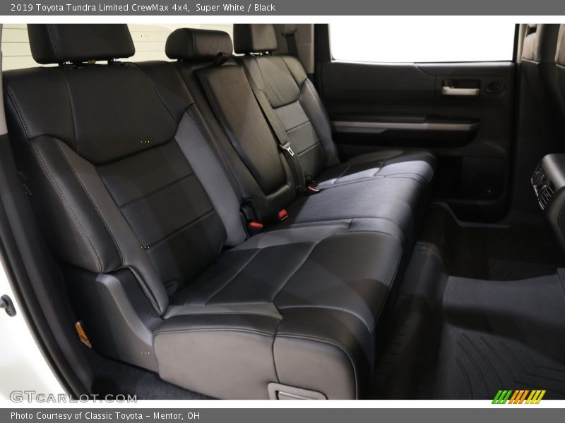 Super White / Black 2019 Toyota Tundra Limited CrewMax 4x4