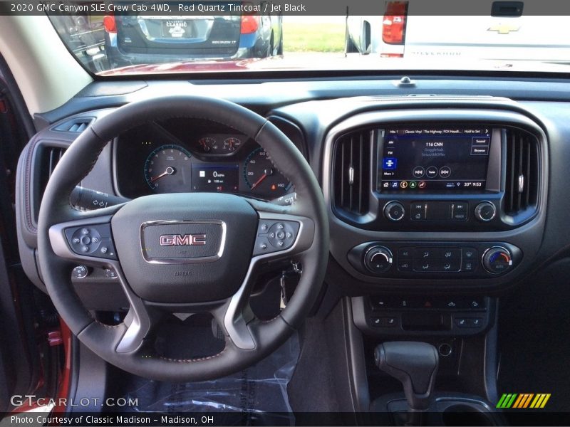 Red Quartz Tintcoat / Jet Black 2020 GMC Canyon SLE Crew Cab 4WD