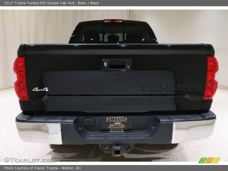 Black / Black 2017 Toyota Tundra SR5 Double Cab 4x4