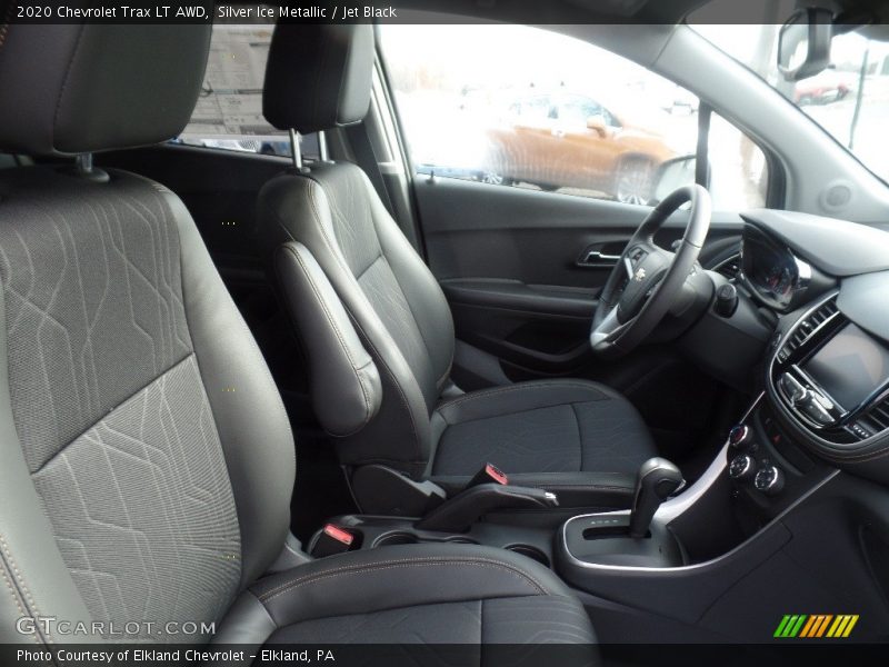 Silver Ice Metallic / Jet Black 2020 Chevrolet Trax LT AWD
