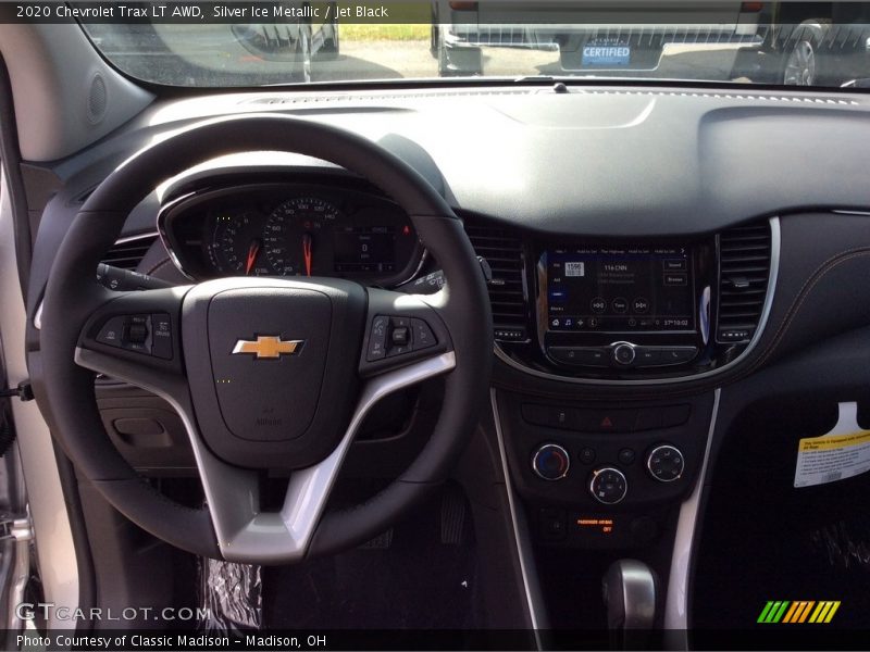 Silver Ice Metallic / Jet Black 2020 Chevrolet Trax LT AWD