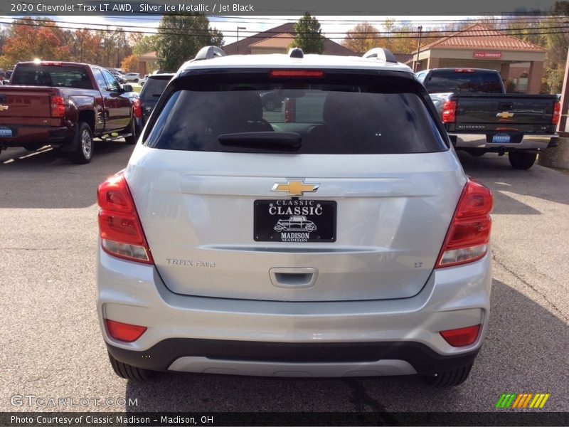 Silver Ice Metallic / Jet Black 2020 Chevrolet Trax LT AWD