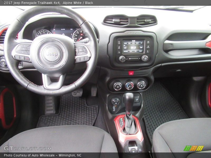 Alpine White / Black 2017 Jeep Renegade Trailhawk 4x4