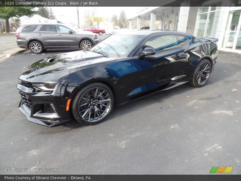 Front 3/4 View of 2020 Camaro ZL1 Coupe
