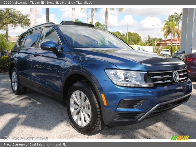 Stone Blue Metallic / Titan Black 2019 Volkswagen Tiguan SE