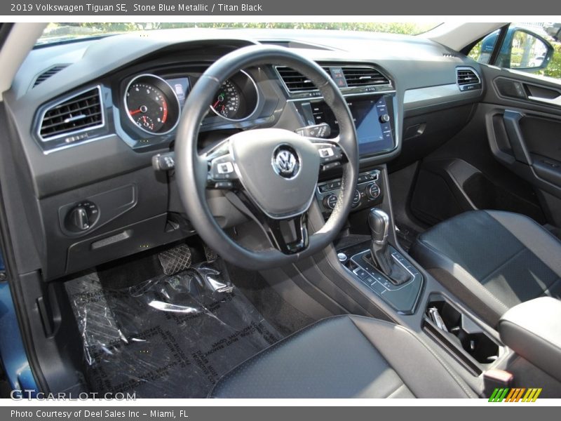 Stone Blue Metallic / Titan Black 2019 Volkswagen Tiguan SE