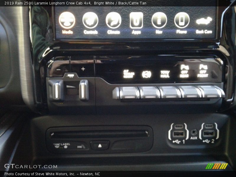 Bright White / Black/Cattle Tan 2019 Ram 2500 Laramie Longhorn Crew Cab 4x4