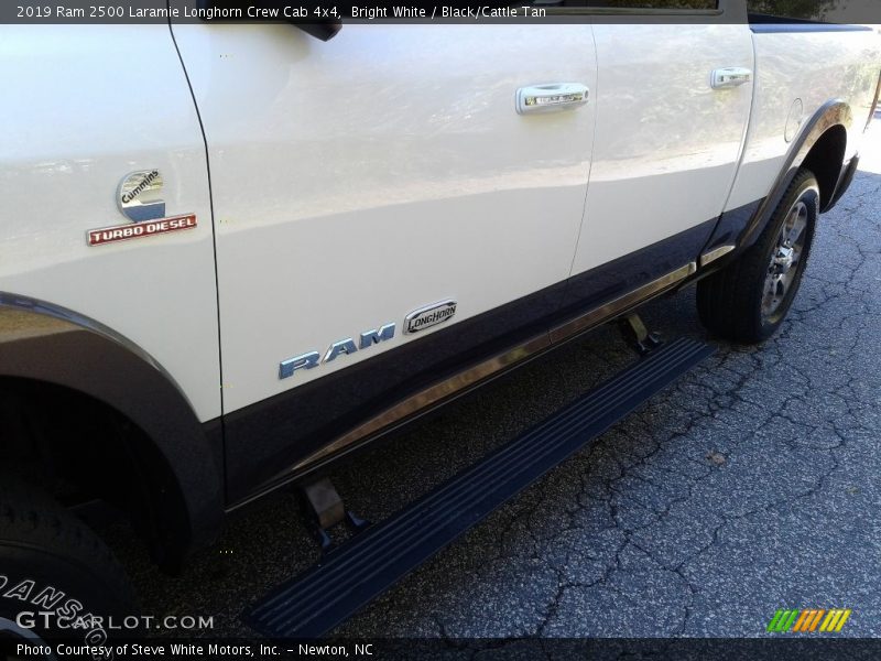 Bright White / Black/Cattle Tan 2019 Ram 2500 Laramie Longhorn Crew Cab 4x4